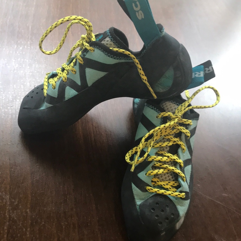 Scarpa Vapor Women’s Climbing Shoes 4.5